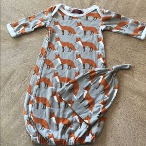 Milk barn Fox Gown size 0-3 months GUC